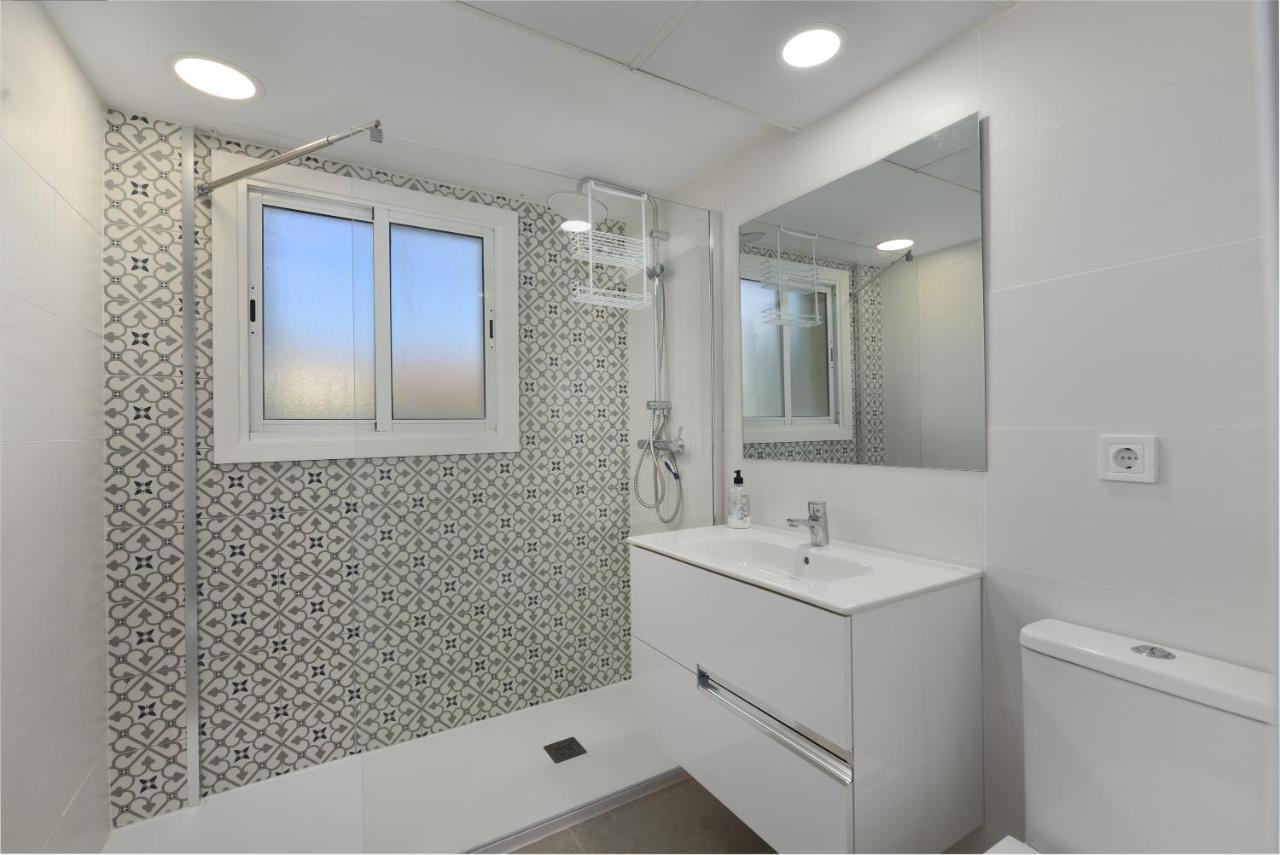 Fantastic Beachfront Apartment Εστεπόνα Εξωτερικό φωτογραφία