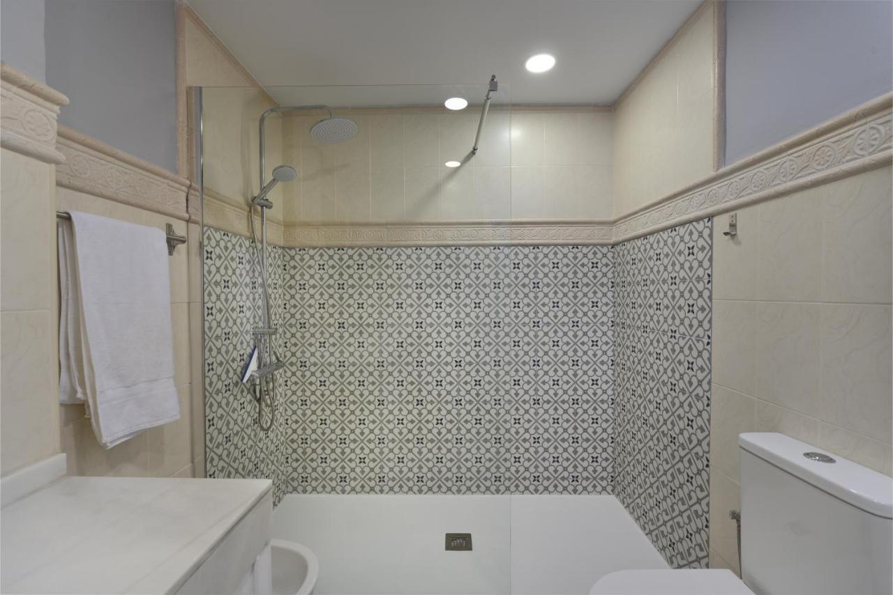 Fantastic Beachfront Apartment Εστεπόνα Εξωτερικό φωτογραφία