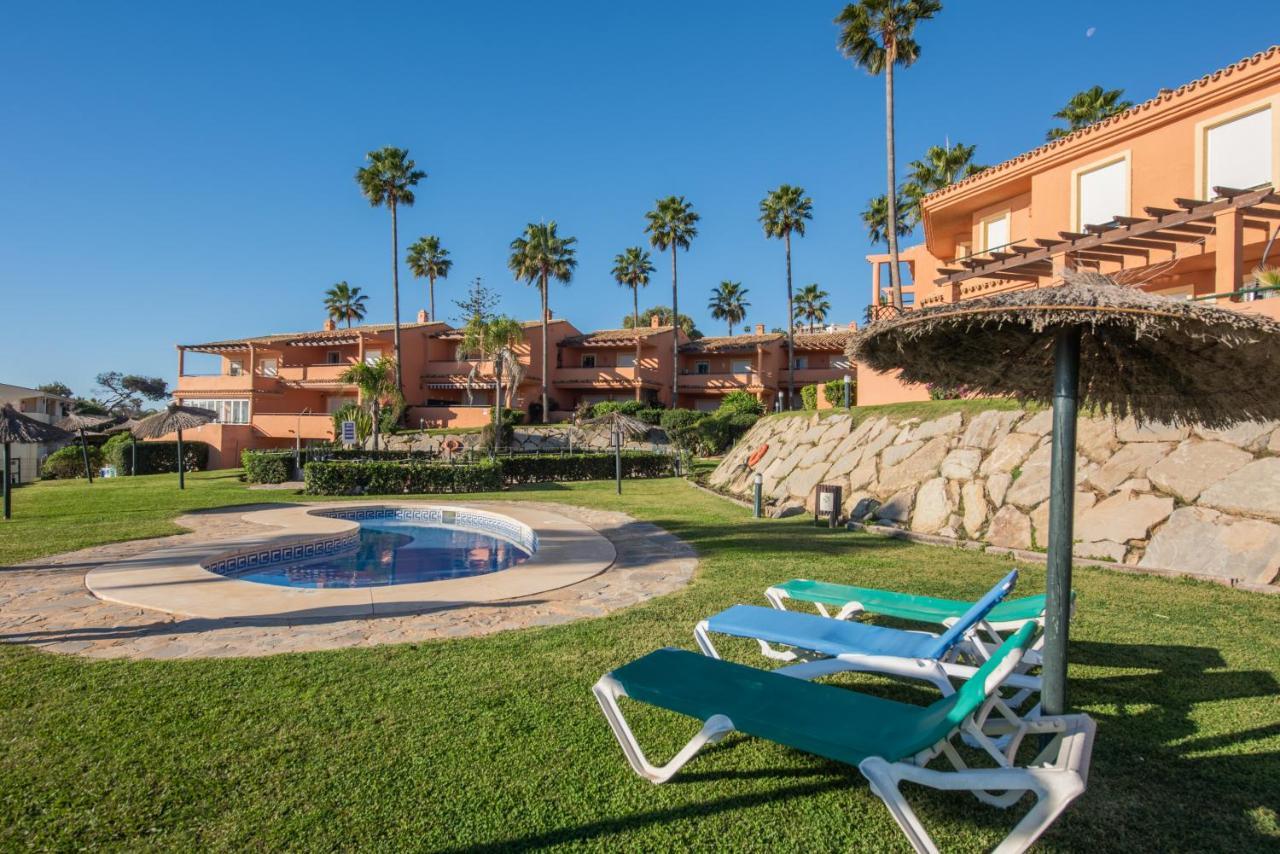 Fantastic Beachfront Apartment Εστεπόνα Εξωτερικό φωτογραφία